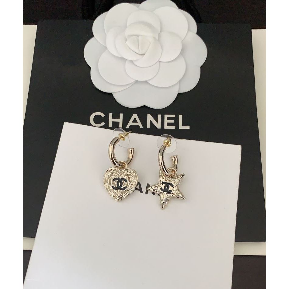 Chanel Earrings - Click Image to Close